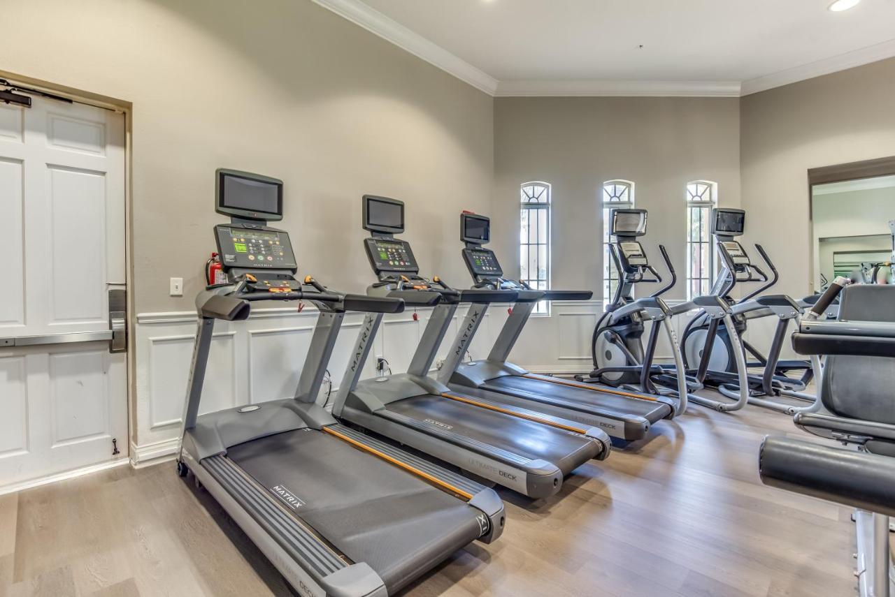 Top-Floor Luxurious Lakeview Condo Orlando Buitenkant foto