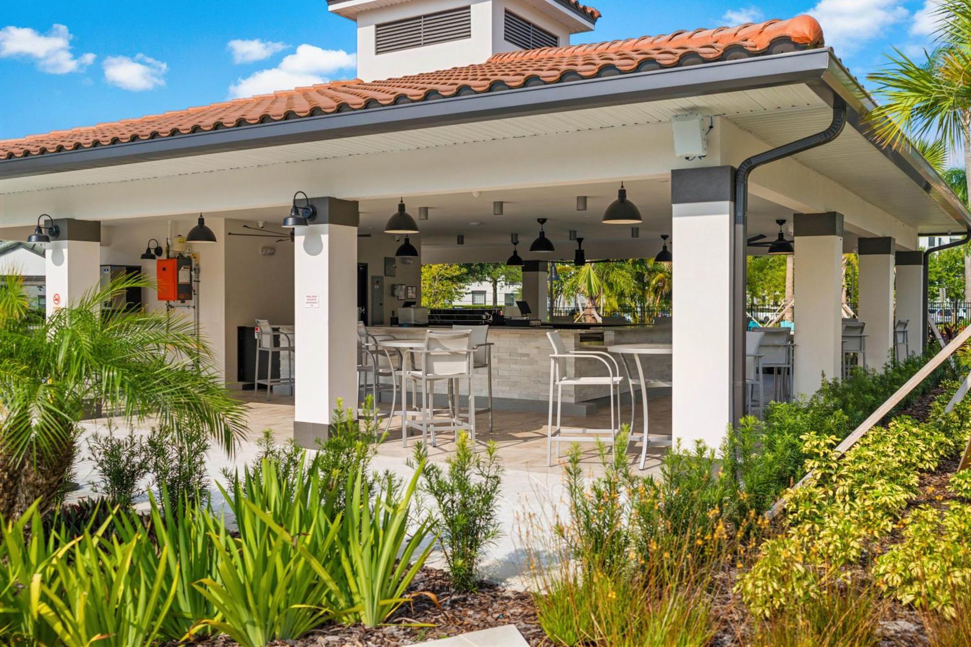 Top-Floor Luxurious Lakeview Condo Orlando Buitenkant foto